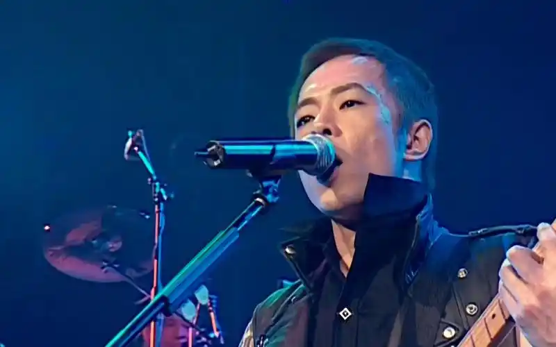 请将手放开[beyond the story live 2005告别演唱会]