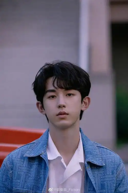 郭俊辰:我还没长大丨人物_腾讯新闻