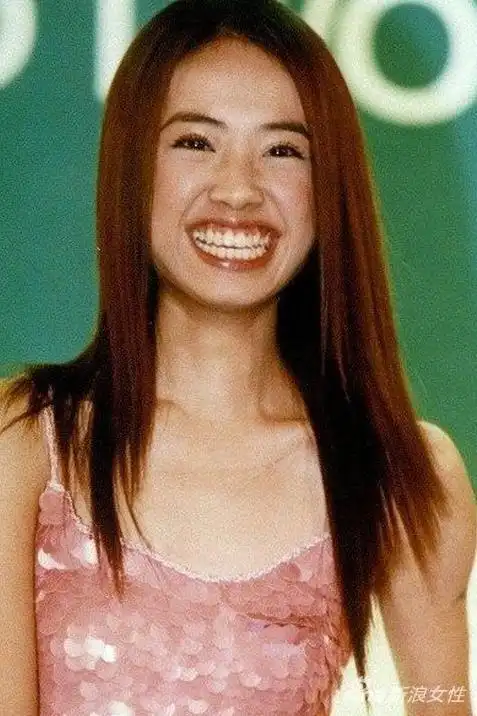 泥萌大概忘记她刚出道时的样子了吧~蔡依林下面,小编就带大家见识一下