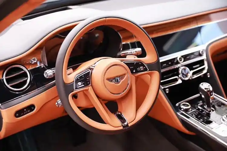 分享一下宾利飞驰的精致内饰