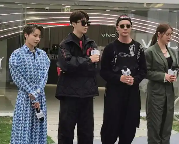 刘雨昕范丞丞同框15cm的身高差亮了网友没人谎报真不信