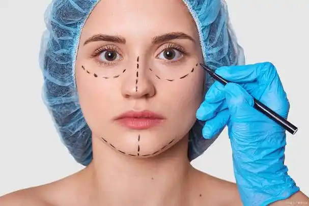 面部筋膜提升好还是线雕好