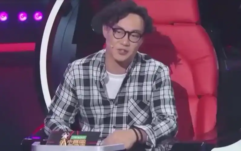 好声音导师现状李健最稳那英汪峰惹争议刘欢霆锋扛住口碑