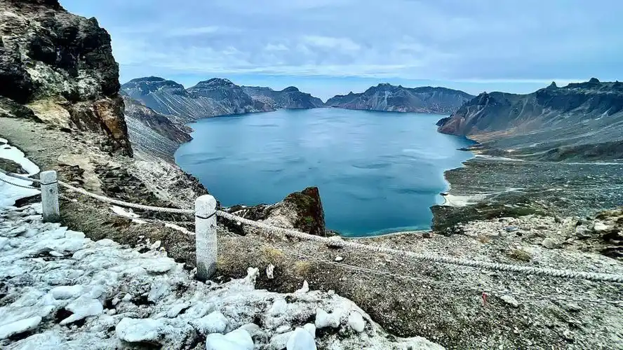 2022年10月长白山天池南坡