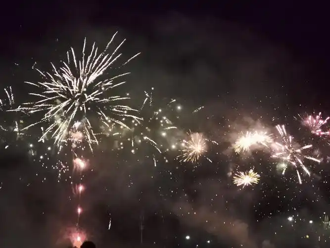 2020国庆烟花绽放!中国万岁!