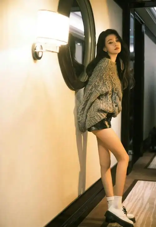 孙怡身材好,比例也很好,脸是真的小|孙怡_新浪新闻