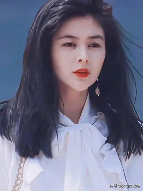 关之琳年轻时绝世容颜合集:张张惊艳,值得珍藏_明星_角色_评论