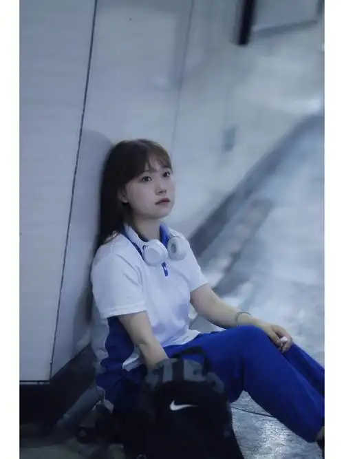 真的好像女版的易烊千玺呀