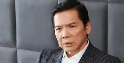 向华强也有烦恼?优秀的大女儿不婚不育,俩儿子"烂泥"扶不上墙