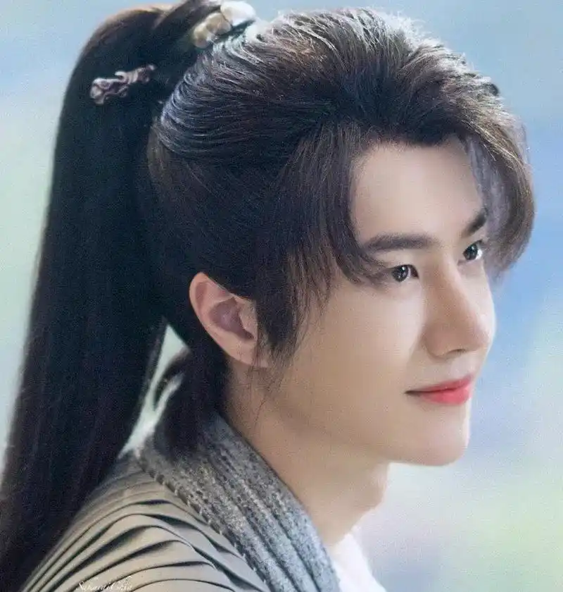 赵丽颖王一博 #有翡 " 秋天吹来的晚风 会与这年的遗憾平 - 抖音