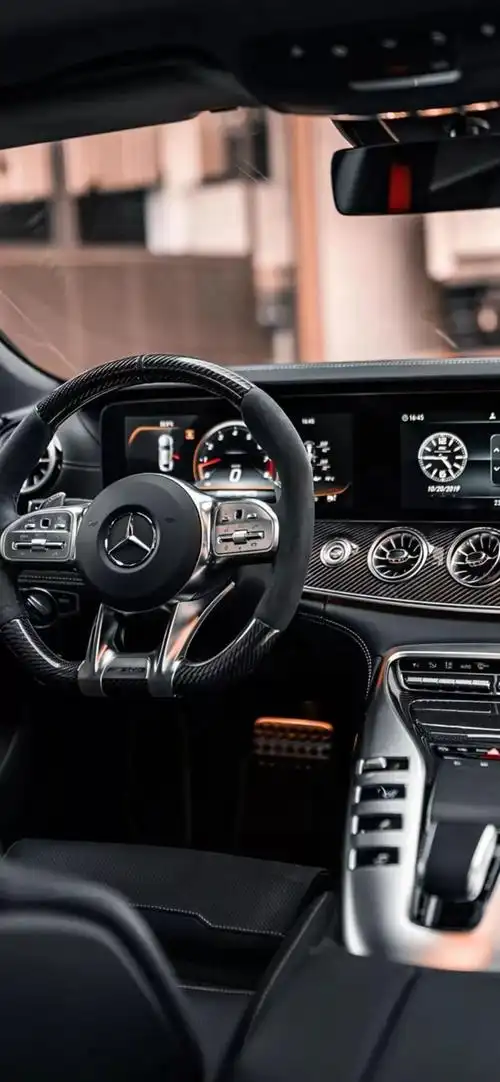 梅赛德斯奔驰高级轿车led帅气前脸