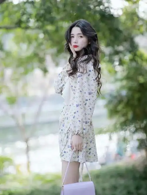 穿裙子拍照,这9个简单实用的拍摄要点,拍照简约高级很好看