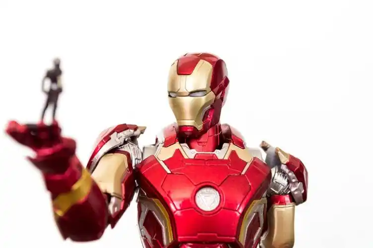 中文名称shf复仇者联盟2奥创纪元钢铁侠mk43