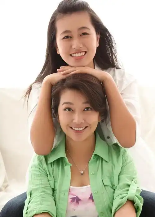 回顾演员田小洁做过汽修工逆袭成演员凭什么能娶到女神江珊