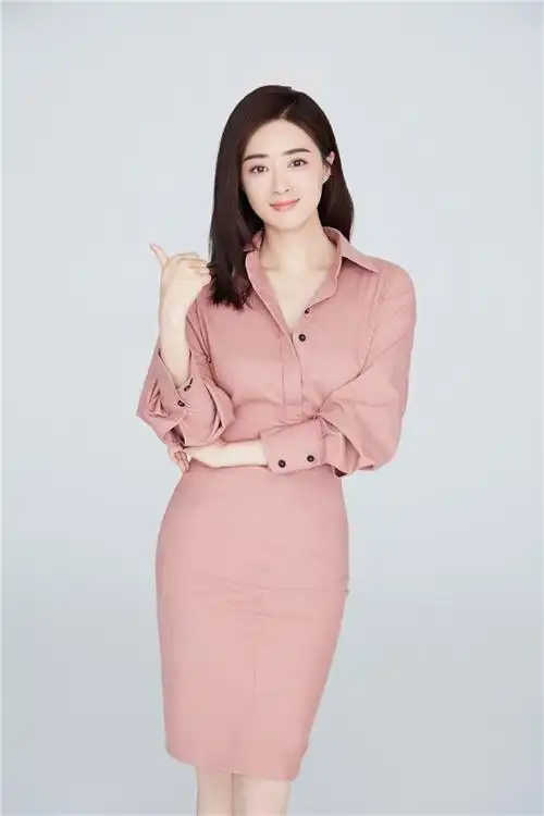 野马头盔签约首位形象大使蒋欣,重新定义安全与时尚 - 中国日报网