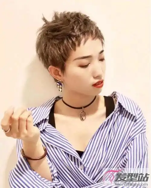 女生好看的短发发型帅气超短发今年超火
