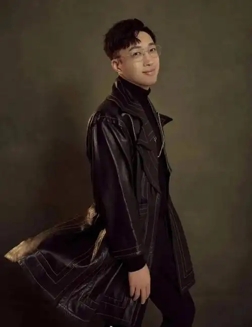 于正说自己被黑习惯了,奉劝营销号用自己减肥后的照片