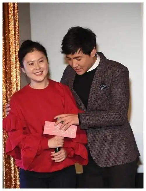 沈腾,王琦难得合体示爱 华丽亮相,幸福如初!_家庭_爱情_生活