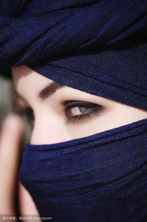 艳后……你是不是和我一样每当看到古埃及那些蒙着神秘面纱的美艳女子