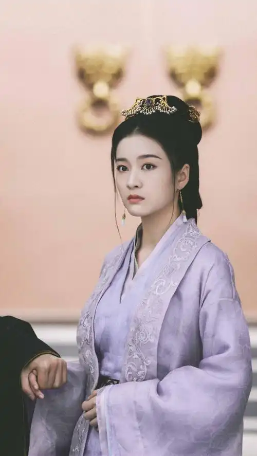 白发 容乐 张雪迎