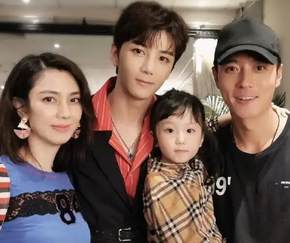 曝洪欣莫少聪大和解!莫少聪多次谈儿子暴露心迹