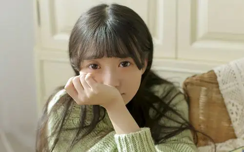 养眼美女性感私房写真高清电脑桌面壁纸