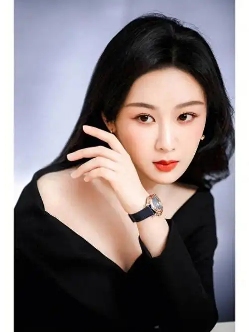 我心目中的十大90后美女明星第四名,杨紫