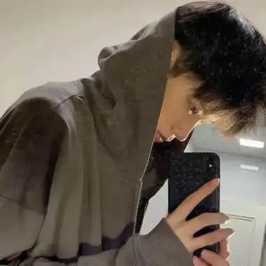 最火qq头像男生霸气冷酷 超酷的时尚男生精选头像图片