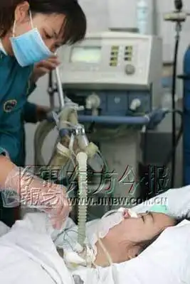 女大学生突患病 心跳停22分钟52次电击救活(图)