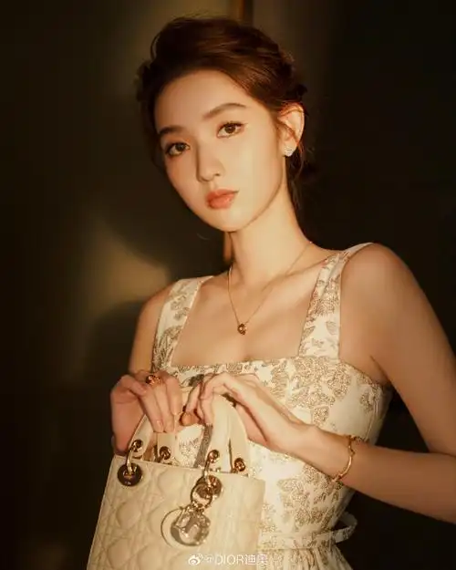 迪奥中国品牌挚友王玉雯##ladydior