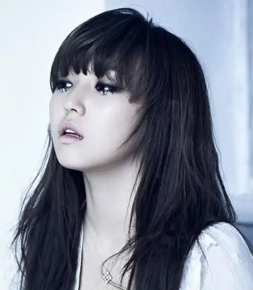 图集她的作品李玟暎(min),1991年6月21日出生于韩国首尔市,原missa