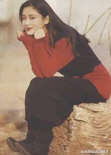 她年轻时,曾被誉为中国影视界最美女演员.