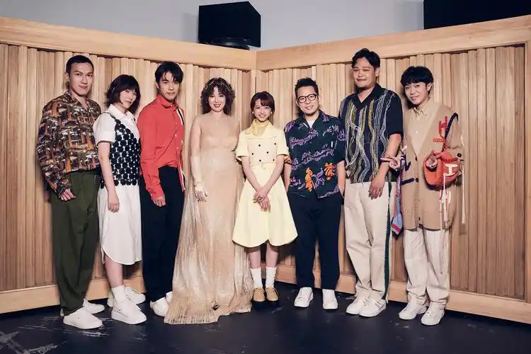 每一集《池塘怪谈》片尾曲,都会开箱一首鱼丁系《池堂怪谈》里的新歌