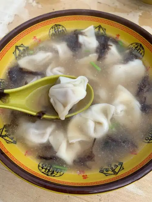 早市的馄饨果真好吃