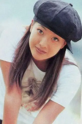 金喜善女儿被批不可爱 女神昔日海量亲子照曝光