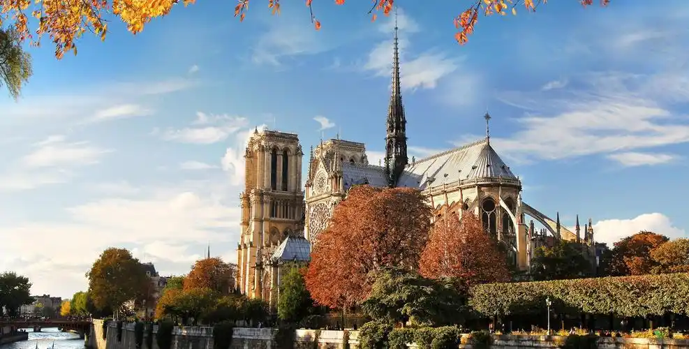 巴黎圣母院2k高清壁纸,重建后也不是原版了,赶快收藏!__财经头条
