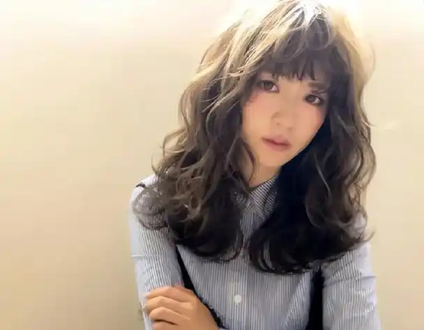 卷发,是女明星颜值的加分项,看看杨幂,张钧甯你就明白了