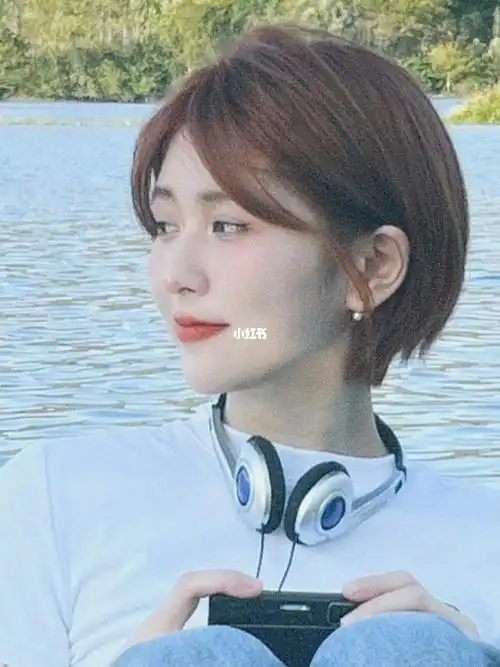 适合圆脸的短发发型推荐挂耳短发甜美显瘦