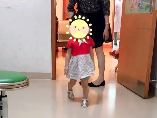 孩子走路老被自己绊倒内八字儿童骨科医生告诉你怎么回事