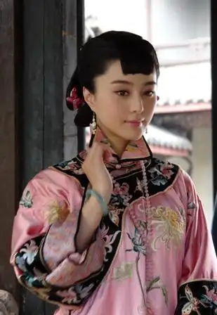 范冰冰《胭脂雪》戏服 曼妙婉约迷人眼