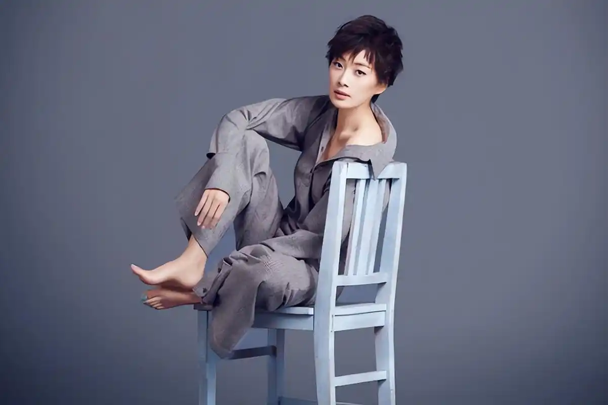 看37岁徐梵溪的现状,才明白跟徐佳宁分手才是最好的选择