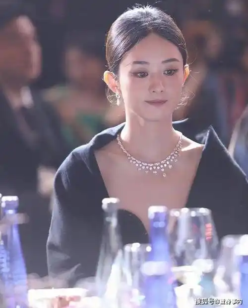 "上大分",嘲讽69岁李雪健获金鸡奖,破防人好有趣_流量_演技_赵丽颖