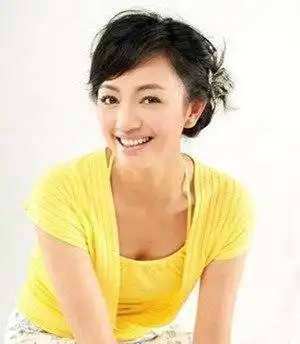 一条"华谊持股最多女星"的传闻让更多媒体的目光转向了低调的罗海琼