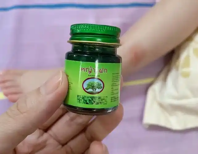 泰国卡瓦库德青草薄荷膏鼻塞昆虫叮咬擦伤晒伤可用