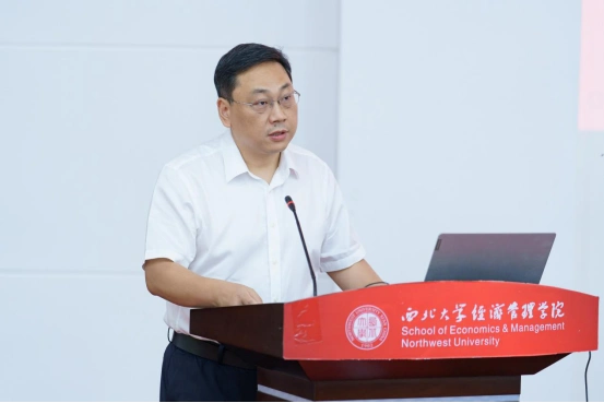 郭立宏讲话校党委书记王亚杰讲话校党委常委,副校长张远军主持会议