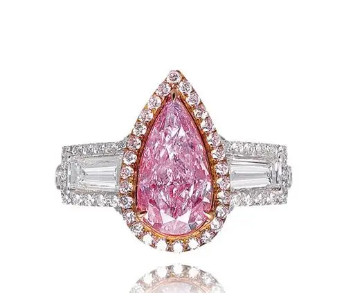 lot 1233 2.01克拉 天然淡粉色钻石配钻石戒指