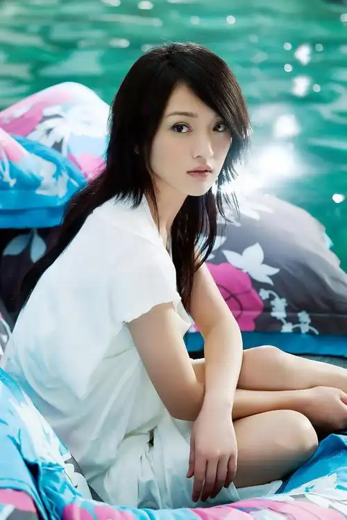 电影女演员周迅