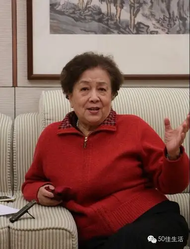 电影《青春之歌》剧照演员,谢芳图片