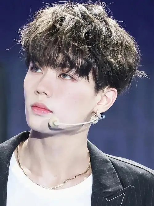 猫系男友林彦俊是怎么做到又帅又可爱的呢