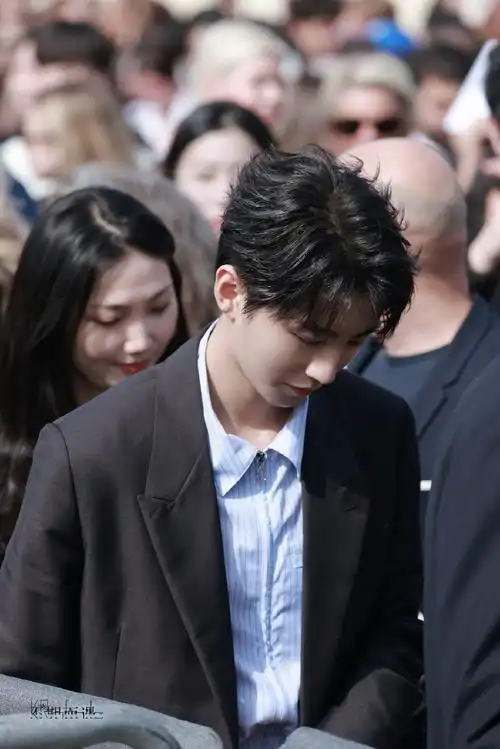 迪奥品牌大使王俊凯